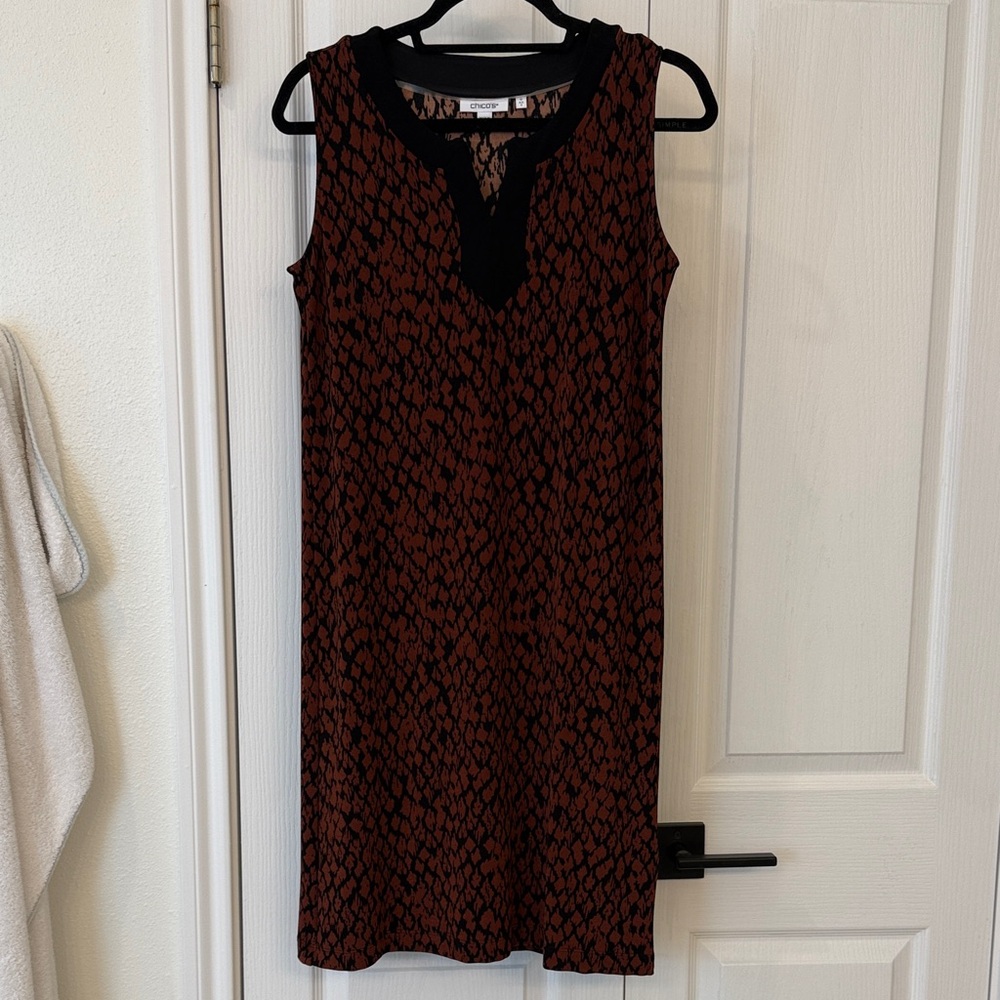 Chico’s Animal Print Sleeveless Dress Size 0 Small Brown Black V Neck Shift Midi